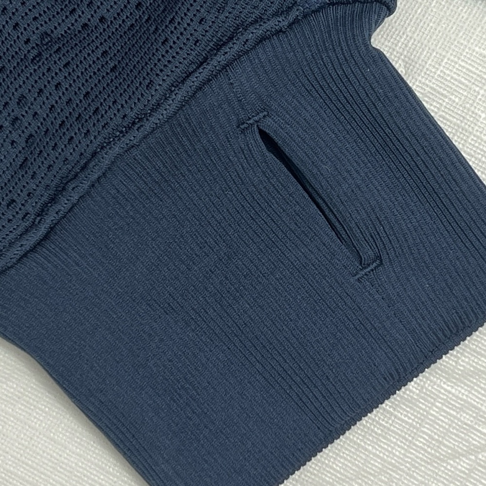 NIKE Therma-FIT ADV A.P.S. Hooded Versatile Top - Picture 8 of 11